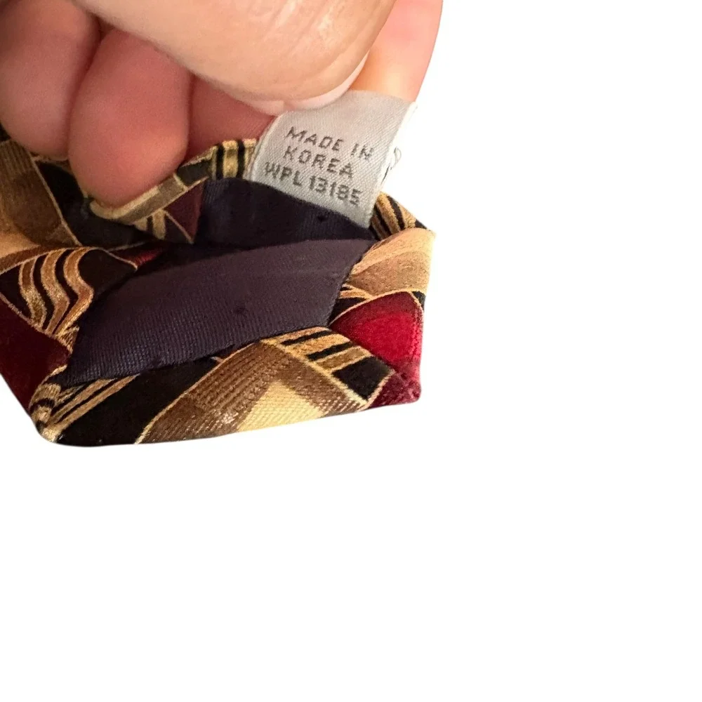 Signorcelli d'Italia Tie Men's 100% Silk Red Gold Black Geometric‎ Made in Korea